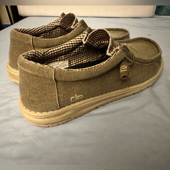 Hey Dude Wally Canvas - Picture 4 of 5